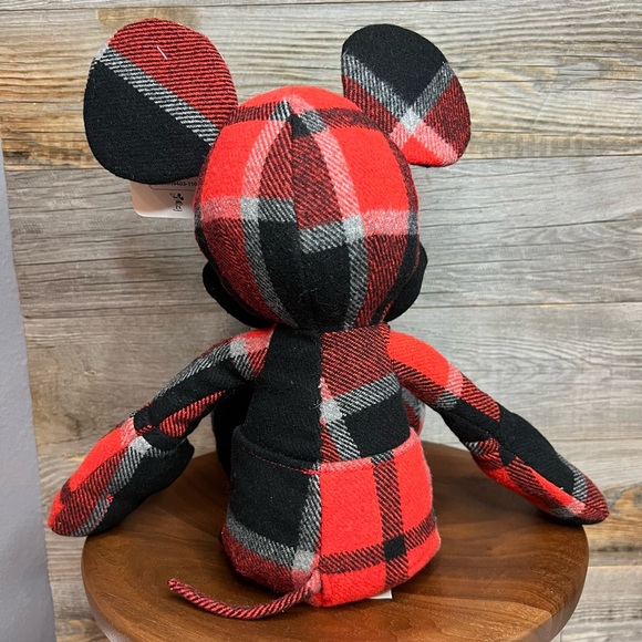 SALE TODAY!✨🆕NWT Rare KITH x Disney Large Mickey Plaid/Tartan Plush (New) - Picture 2 of 7